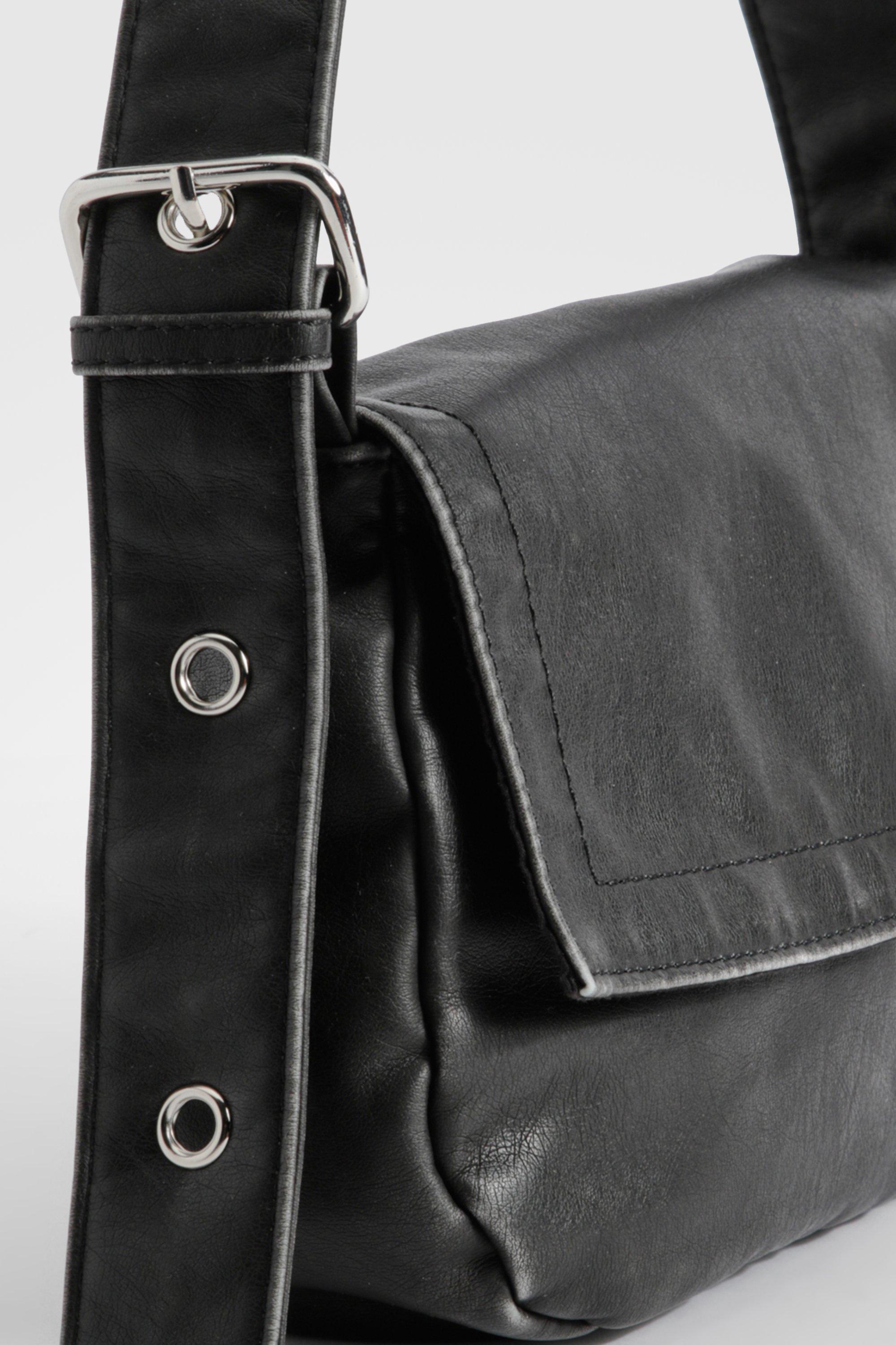 Boohoo best sale shoulder bag